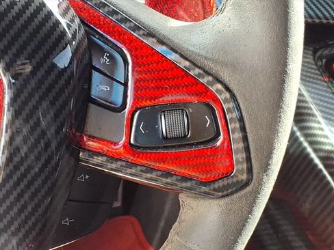 Used 2025 Chevrolet Corvette Z06 RWD image 22