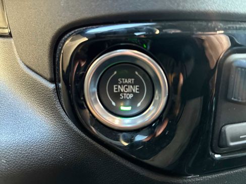 Used 2024 GMC Sierra 1500 Elevation w/ Elevation Premium Package image 17