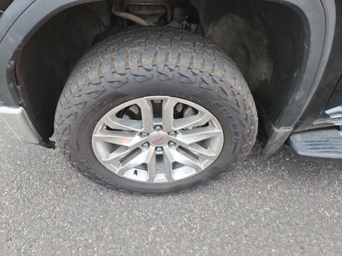 Used 2022 GMC Sierra 1500 SLT w/ SLT Premium Plus Package image 18