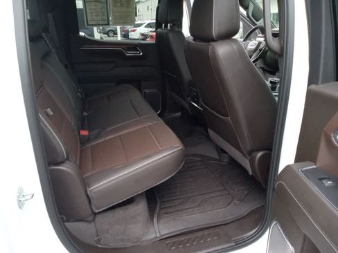 Used 2022 GMC Sierra 1500 Denali AWD/4WD image 38