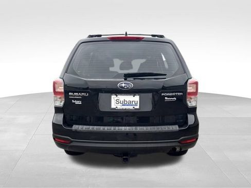 Used 2018 Subaru Forester 2.5i w/ Alloy Wheel Package AWD/4WD image 6