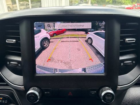 Used 2022 RAM 1500 Big Horn AWD/4WD image 22