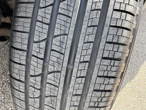 Used 2021 Mercedes-Benz GLC 300 w/ Premium Package image 20