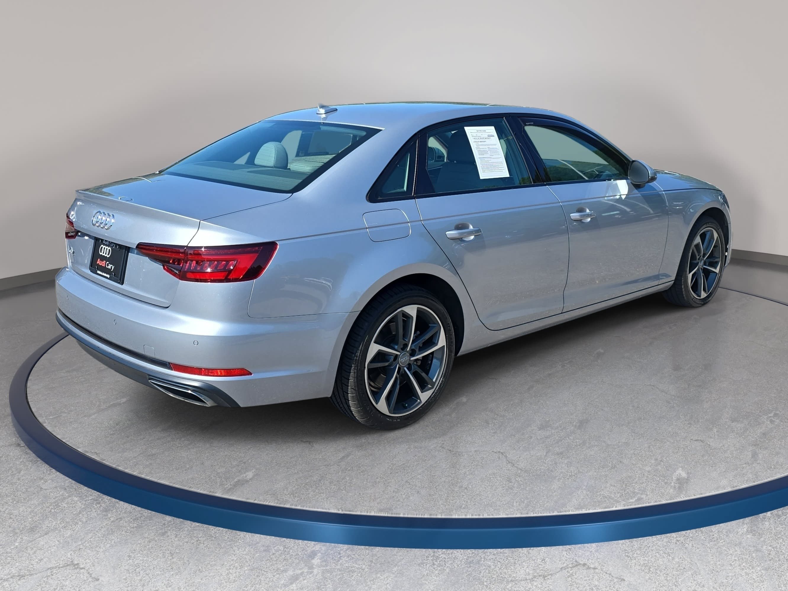 Used 2019 Audi A4 2.0T Premium FWD image 5