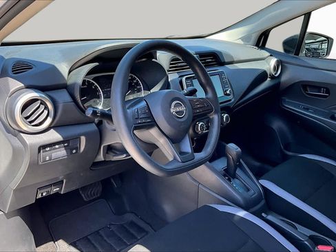 Used 2025 Nissan Versa S w/ Trunk Package FWD image 16