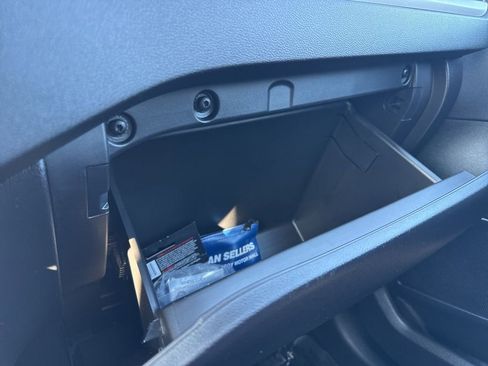 Certified 2022 Ford Escape SE w/ Cold Weather Package image 31