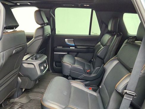 Used 2025 Ford Expedition Tremor AWD/4WD image 23