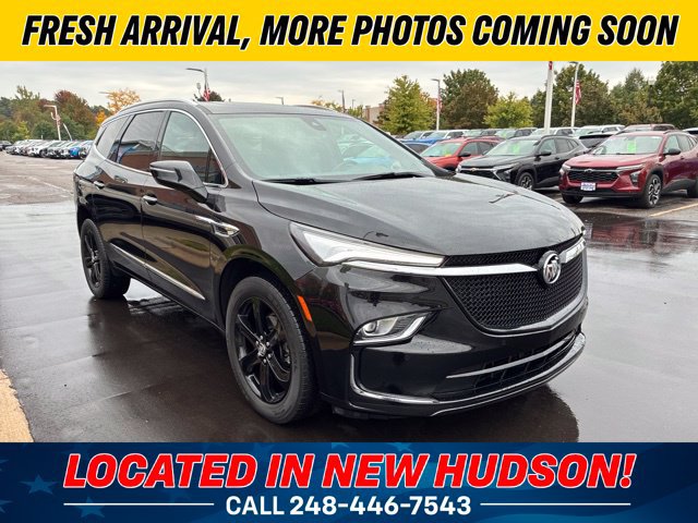 Used 2024 Buick Enclave Essence w/ Experience Buick Package AWD/4WD image 4