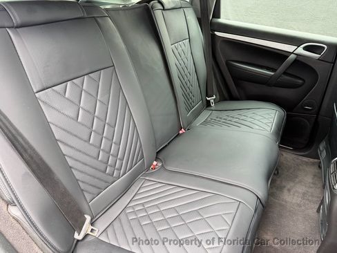 Used 2005 Porsche Cayenne S AWD/4WD image 34
