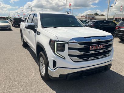 Used 2025 GMC Sierra 1500 SLE