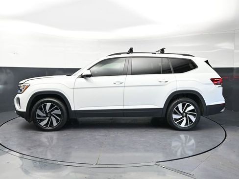 Used 2024 Volkswagen Atlas SE FWD image 8
