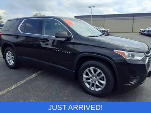 Used 2021 Chevrolet Traverse LS AWD/4WD image 2