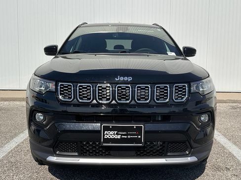 Used 2024 Jeep Compass Limited AWD/4WD image 11