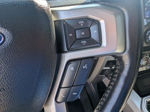 Used 2021 Ford F250 Lariat AWD/4WD image 17