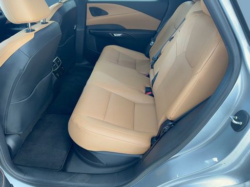 Used 2024 Lexus RX 350h w/ Cold Area Package AWD/4WD image 25