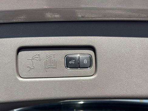 Used 2020 Lincoln Aviator Reserve w/ Equipment Group 201A image 12