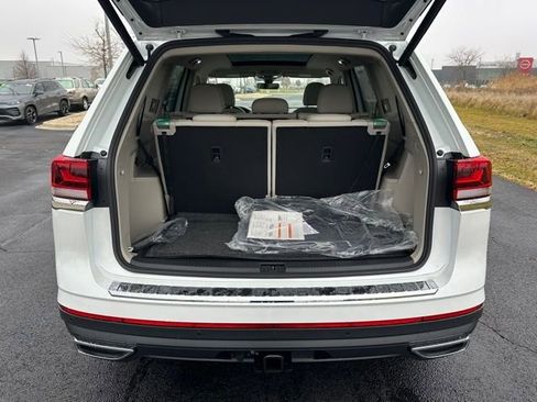 New 2026 Volkswagen Atlas SEL image 17
