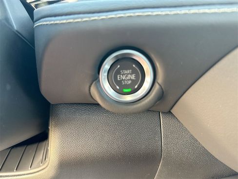 New 2026 Chevrolet Suburban Premier image 22