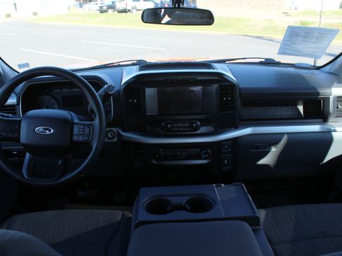 Used 2022 Ford F150 XL image 21