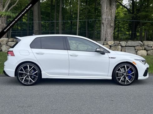 Used 2024 Volkswagen Golf R AWD/4WD image 2