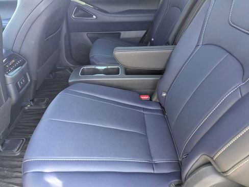 Certified 2026 INFINITI QX60 Sport image 17