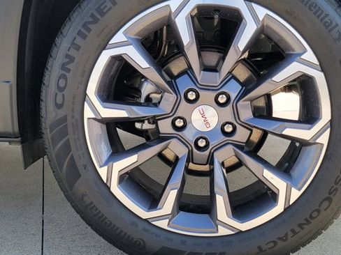 Used 2026 GMC Terrain Elevation w/ Elevation Premium Package FWD image 34