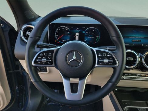 Certified 2021 Mercedes-Benz GLB 250 GLB 250 image 26