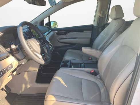 Certified 2024 Honda Odyssey Elite image 9