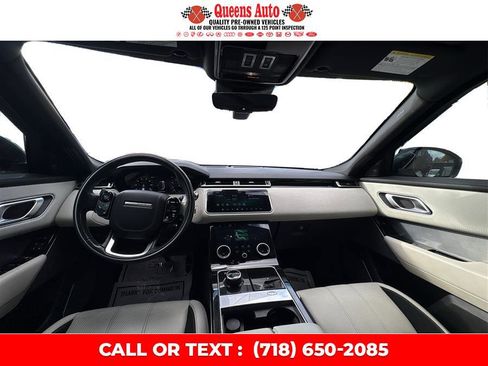 Used 2019 Land Rover Range Rover Velar R-Dynamic SE image 36