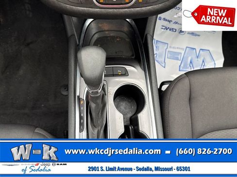 Used 2024 Chevrolet Malibu LT FWD image 32