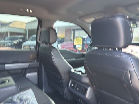 Used 2024 Ford F450 Lariat w/ Lariat Ultimate Package AWD/4WD image 17