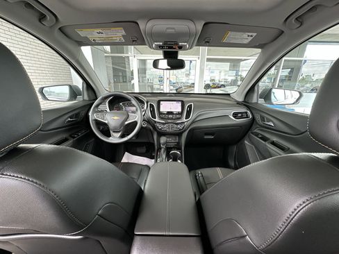 Used 2024 Chevrolet Equinox Premier AWD/4WD image 21