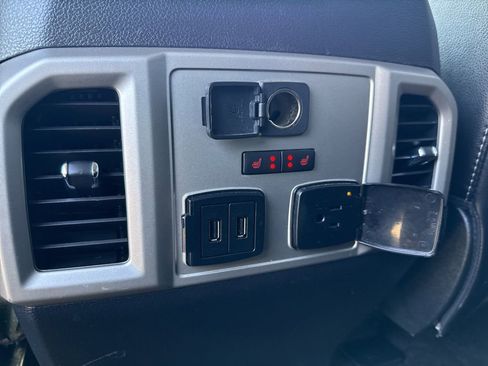 Used 2020 Ford F150 Lariat w/ Equipment Group 502A Luxury image 54