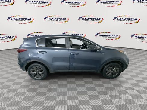Used 2022 Kia Sportage LX w/ LX AWD Value Edition Package image 9
