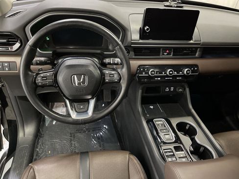 Used 2024 Honda Pilot Elite image 14