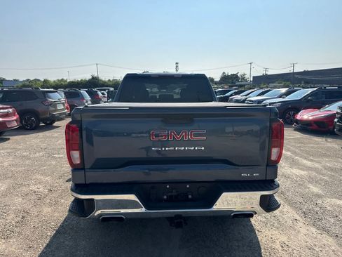 Used 2024 GMC Sierra 1500 SLE w/ X31 Off-Road Package AWD/4WD image 13