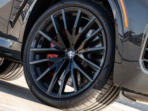 New 2026 BMW X5 M60i w/ Executive Package image 7