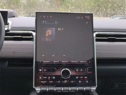 Used 2025 GMC Sierra EV Denali image 17