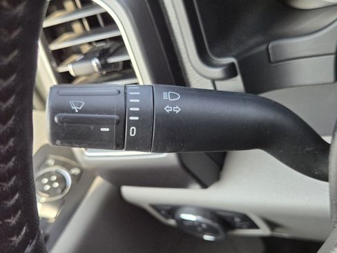 Used 2019 Ford F150 XLT w/ Equipment Group 302A Luxury AWD/4WD image 18