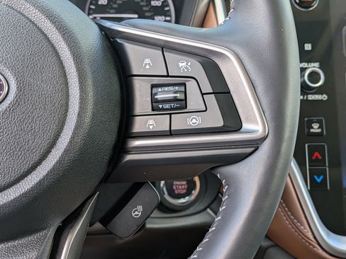 Certified 2022 Subaru Outback Touring XT AWD/4WD image 27