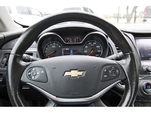 Used 2014 Chevrolet Impala LT image 15