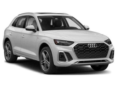 Used 2021 Audi Q5 e Prestige w/ Prestige Package AWD/4WD image 6