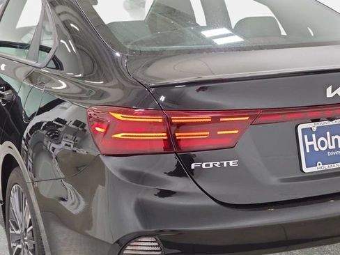 Used 2024 Kia Forte GT-Line w/ GT-Line Premium Package FWD image 34