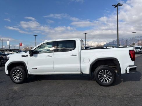 Used 2023 GMC Sierra 1500 AT4 image 13