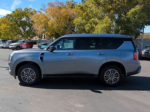 New 2026 Nissan Armada SL w/ Captain's Chari Seat Package image 9
