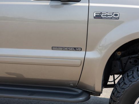 Used 2002 Ford F250 XL AWD/4WD image 27