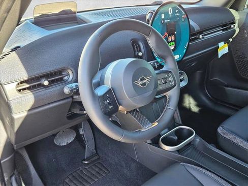 New 2026 MINI Cooper 4-Door Hardtop FWD image 3