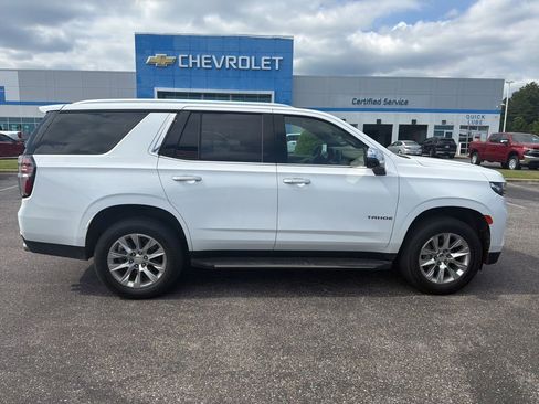 Used 2021 Chevrolet Tahoe Premier w/ Premium Package RWD image 6