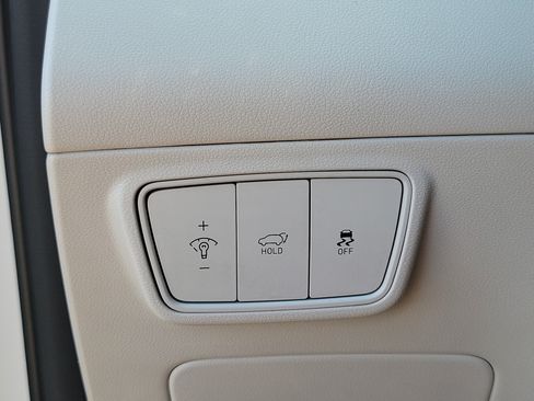 Certified 2023 Hyundai Tucson SEL AWD/4WD image 13