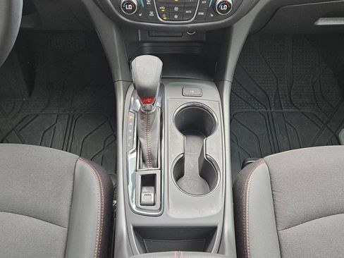 Used 2024 Chevrolet Equinox RS w/ LPO, Floor Liner Package FWD image 12